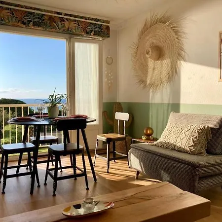 Apartment House! Vue Ocean Et Montagnes. Centre.